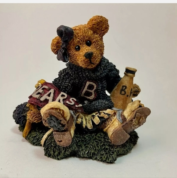Boyds Bears and Friends, Cheerleader, hand made - Picture 2 of 4